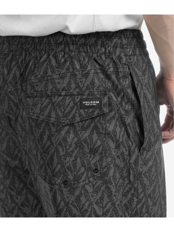 2024 New Volcom Featured Artist J Jager 17 Boardshorts (black)